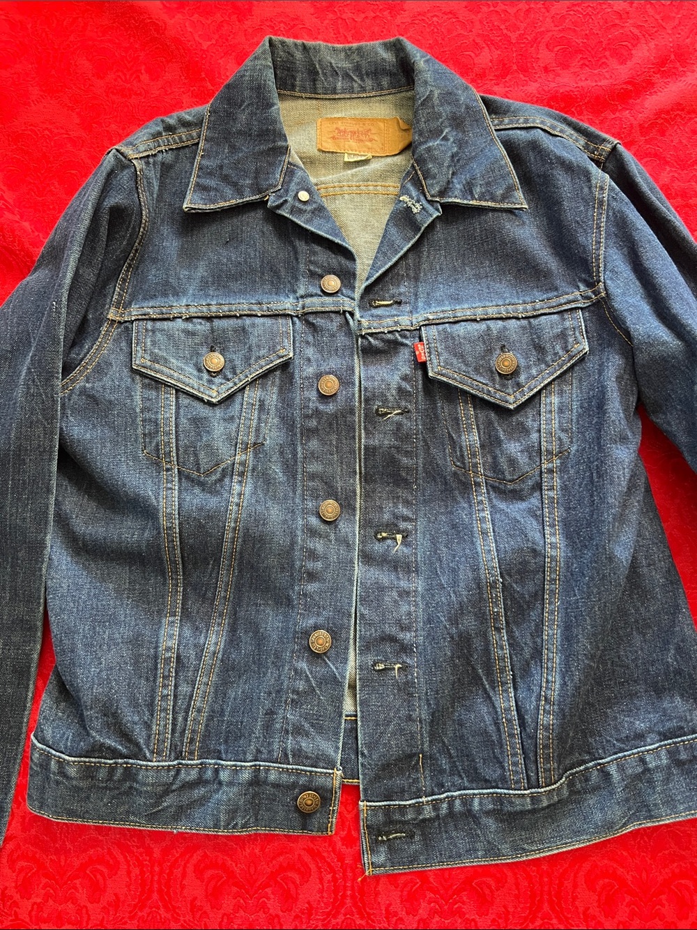 Levi’s Men’s 42 Dark Blue Denim Trucker Jacket Red Tab Classic Vintage Style